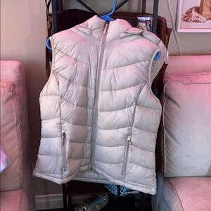 Charter Club Cream Vest w Hood